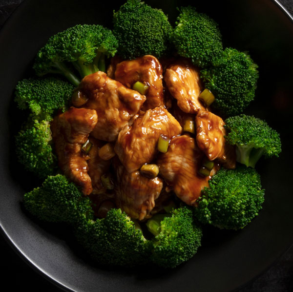Ginger chicken with broccoli | P.F. Chang's