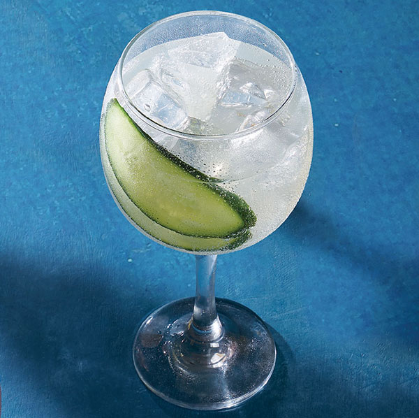 Classic gin tonic | P.F. Chang's